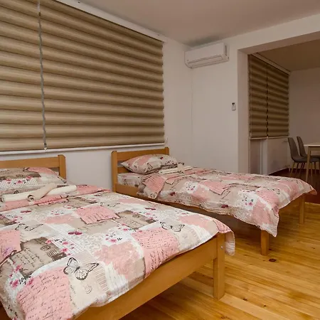 Apartman Hajduk Apartment *